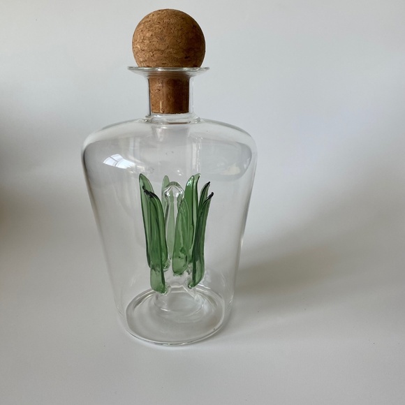 Final Touch Agave Tequila Bottle Decanter Handcrafted with Cork Stopper - Picture 7 of 9